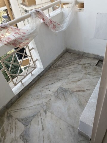 Balcony in 4 BHK Apartment at Royal Towers Noida, Sector 61 – for Rent