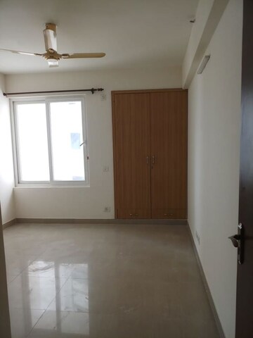 Room in 3 BHK Apartment at Ramprastha City The Edge Towers, Sector 37d – for Sale