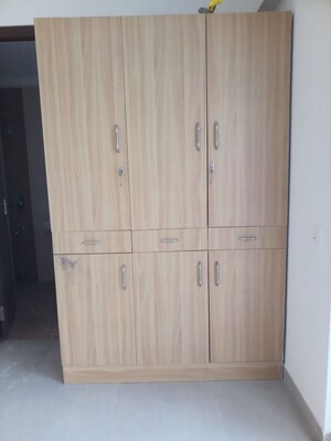 Furnished Amenities in 3 BHK Apartment at Ramprastha City The Edge Towers, Sector 37d – for Sale