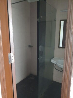 Bathroom in 3 BHK Apartment at Ramprastha City The Edge Towers, Sector 37d – for Sale