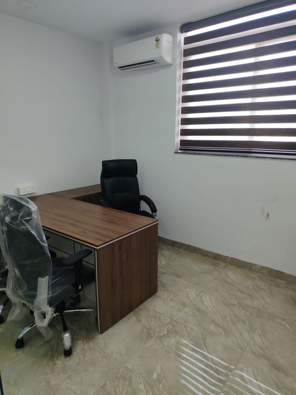 Office Space For Rent in Sector 4