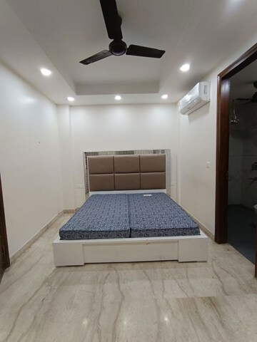Bedroom in 2 BHK Builder Floor at Paschim Vihar – for Rent