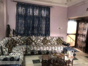 Living Room in 6+ BHK Villa at Mahanagar – for Sale