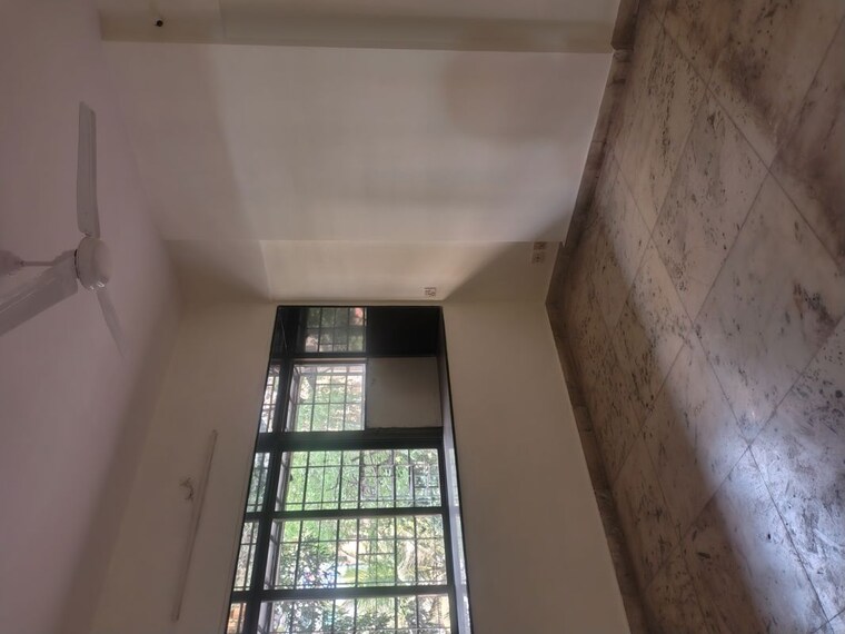 undefined, royal-classic-co-op-society 2 Bedroom 950 Sq.Ft. Apartment In Andheri West Mumbai 9980656