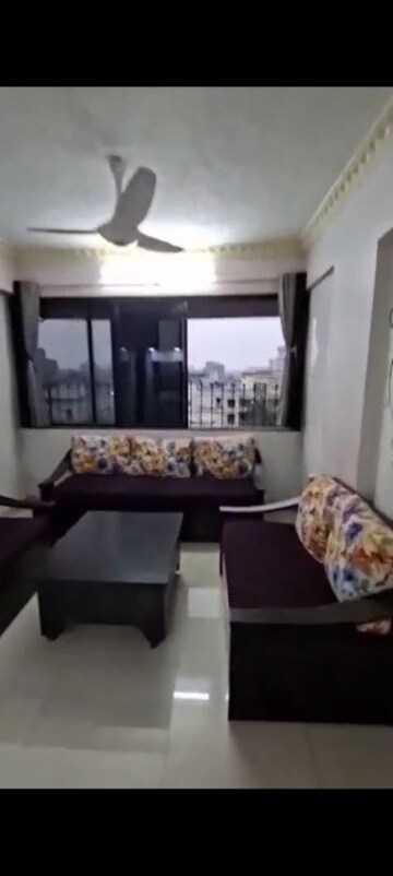 Bedroom in 2 BHK Apartment at Vakola – for Rent