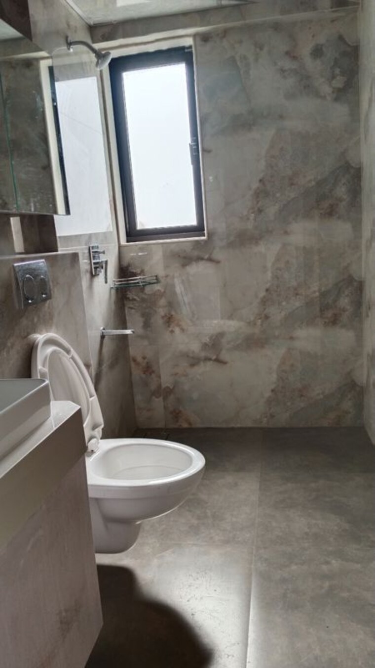 Bathroom, shivaji park 3 Bedroom 1084 Sq.Ft. Apartment In Shivaji Park Mumbai 9980719