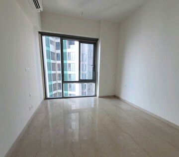 Room in 4 BHK Apartment at Piramal Mahalaxmi, Mahalaxmi – for Sale