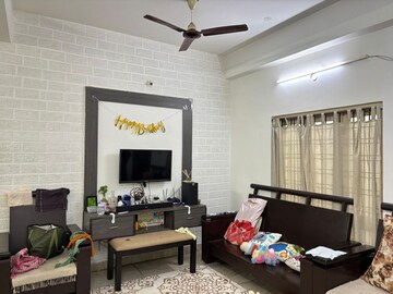 Living Room in 2 BHK Builder Floor at Madhapur – for Rent