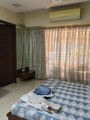 Bedroom in 3 BHK Apartment at Gajra Balaji Tower, Santacruz West – for Rent