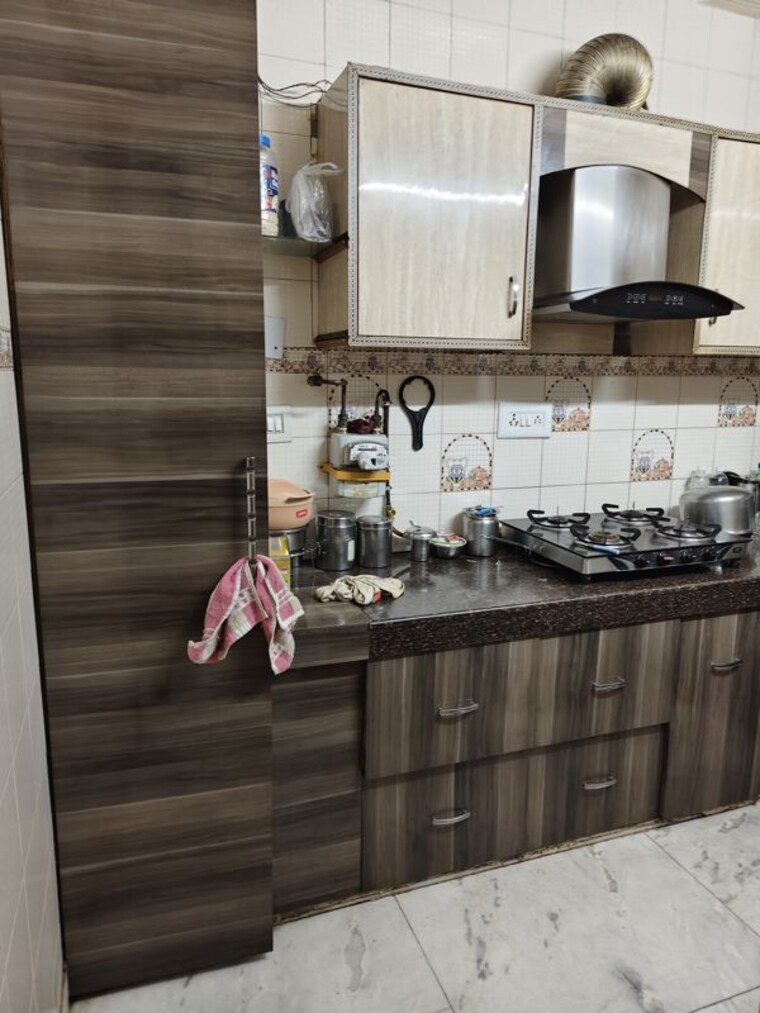Kitchen, west patel nagar 1 Bedroom 820 Sq.Ft. Builder Floor In West Patel Nagar Delhi 9980705