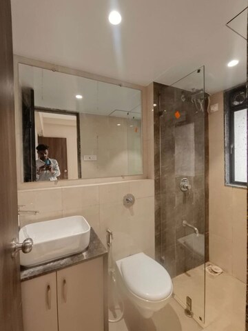Bathroom in 2 BHK Apartment at Yari Road – for Rent