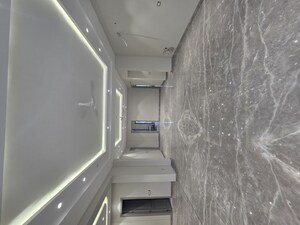 Building Lobby in 6+ BHK Villa at Palam Vihar Residents Association, Palam Vihar – for Sale