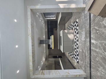 Building Lobby in 6+ BHK Villa at Palam Vihar Residents Association, Palam Vihar – for Sale