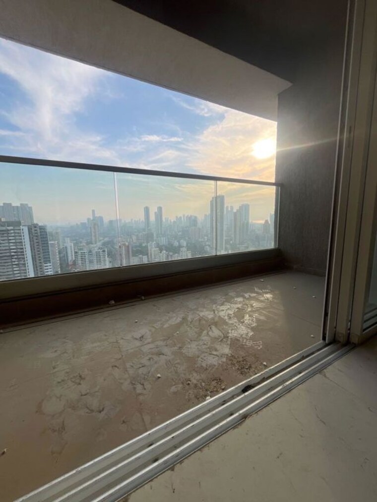 Balcony, runwal-nirvana 3 Bedroom 1390 Sq.Ft. Apartment In Parel Mumbai 9980917