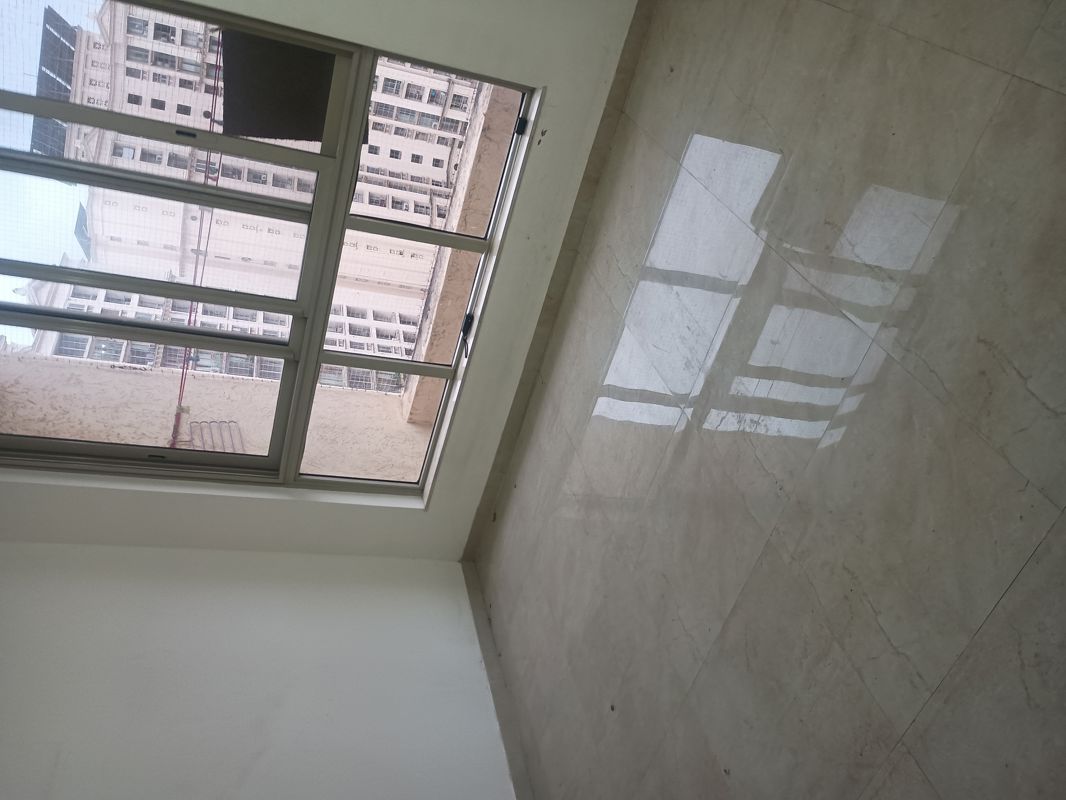 2 BHK Apartment For Rent in Hiranandani Sunrays