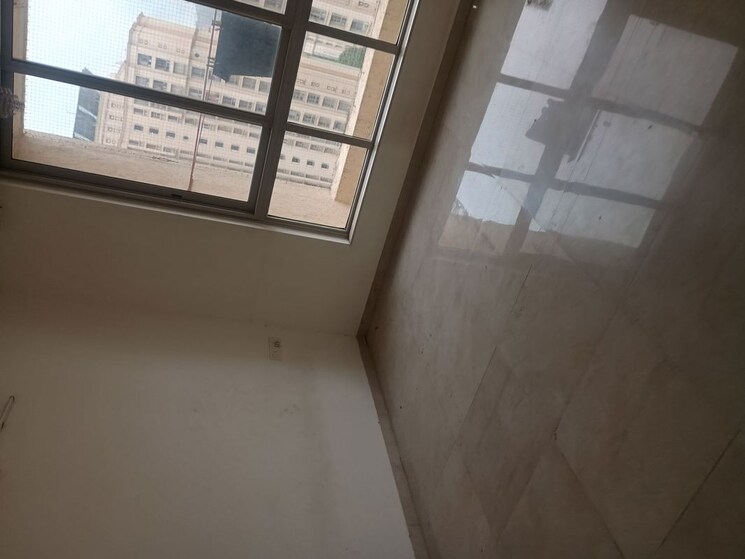 Balcony, hiranandani-sunrays 2 Bedroom 726 Sq.Ft. Apartment In Ghodbunder Road Thane 9980981