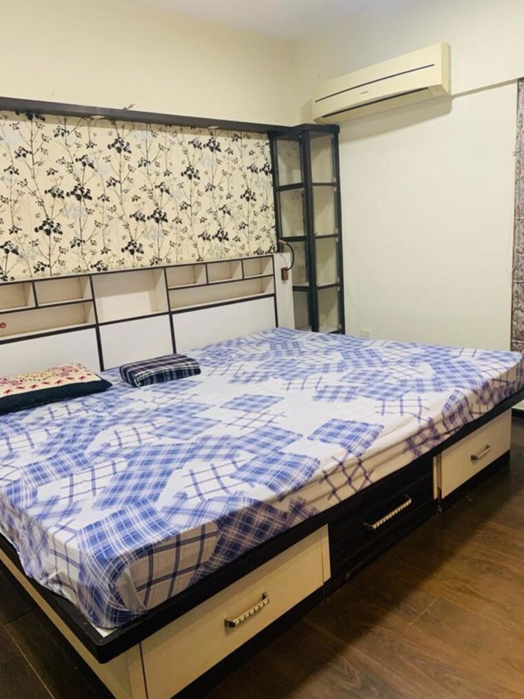 Bedroom, kolte-patil-24k-glitterati 4 Bedroom 1925 Sq.Ft. Apartment In Pimple Nilakh Pune 9980788