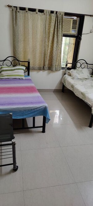 Bedroom in  Pg at Powai – for Rent