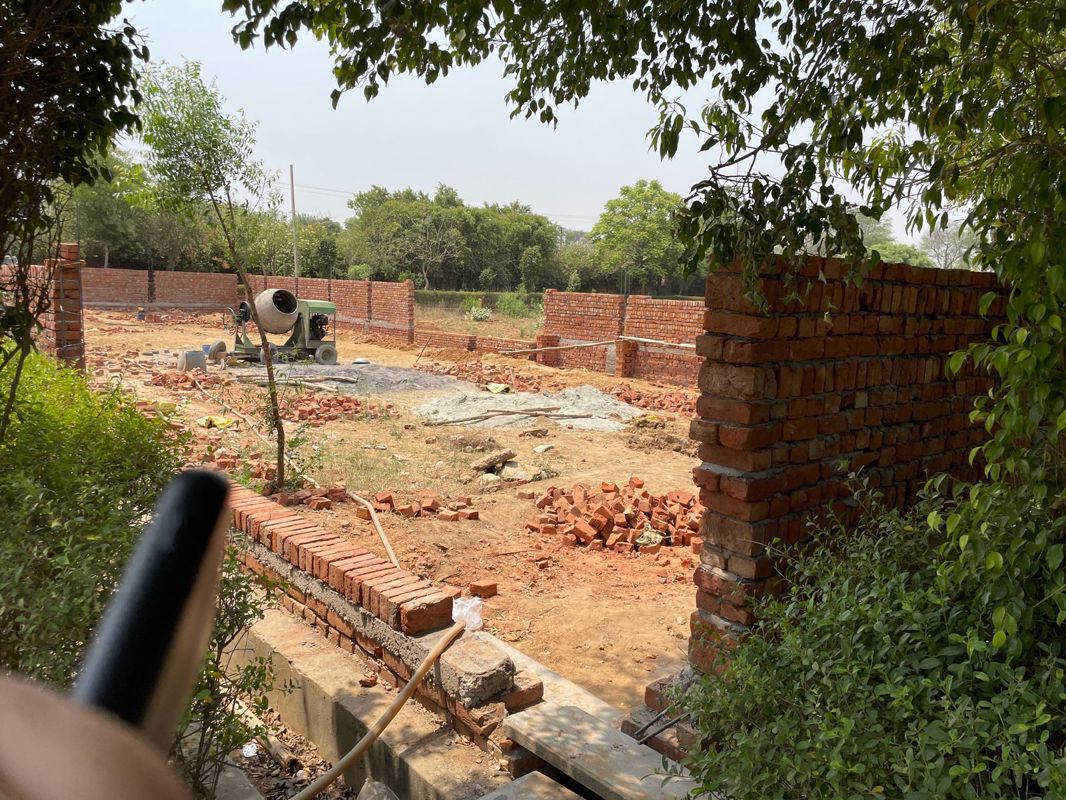 Plot For Sale in Sector 82