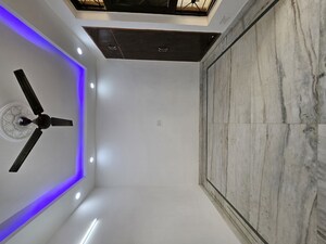 Furnished Amenities in 3 BHK Builder Floor at Green Fields Colony – for Sale