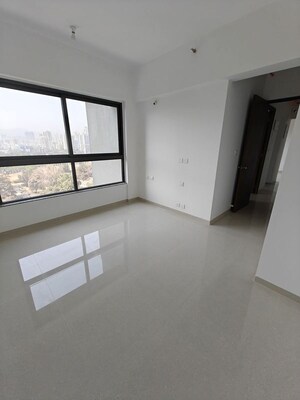 Room in 2 BHK Apartment at Kalpataru Immensa, Kolshet Road – for Rent