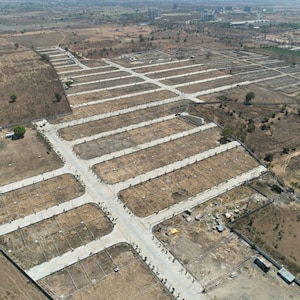  Plot For Sale in Kadthal