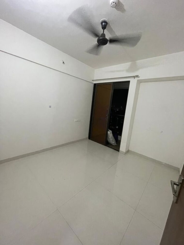 Room, bhaktamar-residency 2 Bedroom 844 Sq.Ft. Apartment In Wadgaon Sheri Pune 9981584