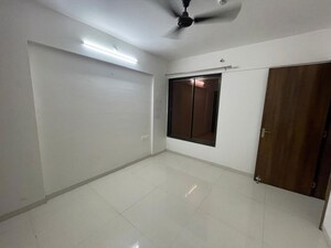 Room in 2 BHK Apartment at Bhaktamar Residency, Wadgaon Sheri – for Rent