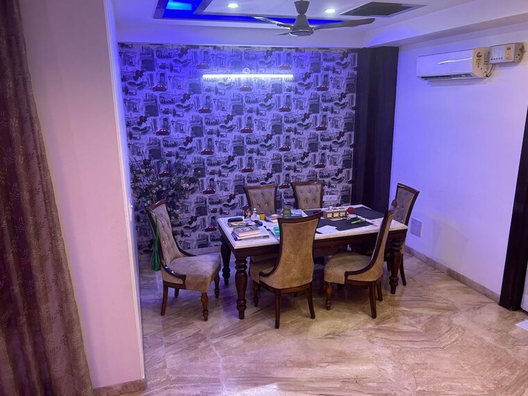 Dining area, connaught place 3 Bedroom 2206 Sq.Ft. Builder Floor In Connaught Place Delhi 9981489