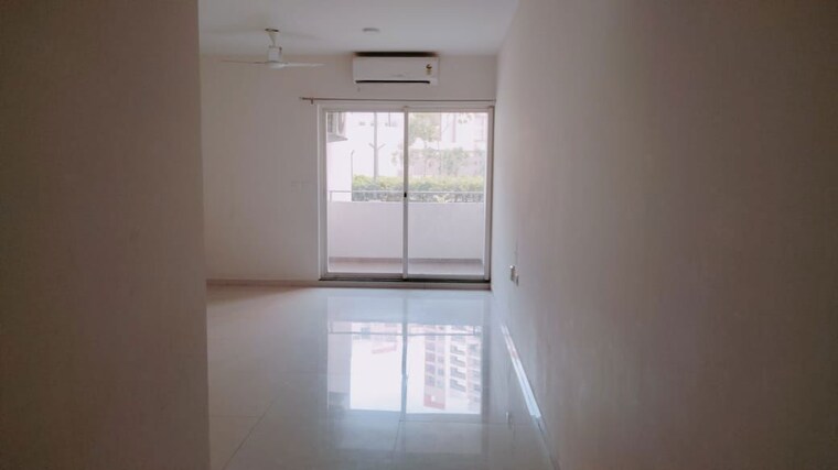 Room, shapoorji-pallonji-joyville-phase-2 3 Bedroom 1857 Sq.Ft. Apartment In Sector 102 Gurgaon 9981476