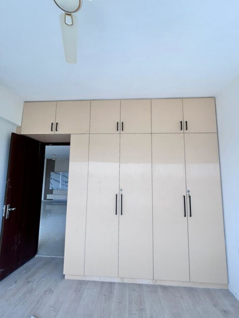 Kitchen, shapoorji-pallonji-joyville-phase-2 3 Bedroom 1857 Sq.Ft. Apartment In Sector 102 Gurgaon 9981476