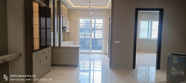 Room, janakpuri 3 Bedroom 1350 Sq.Ft. Builder Floor In Janakpuri Delhi 9981692