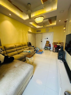 Living Room in 2 BHK Apartment at Unique Poonam Estate Cluster 3, Mira Road – for Sale