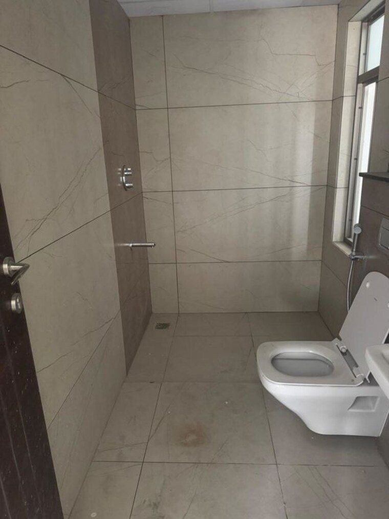 Bathroom, frontline-seven 3 Bedroom 1910 Sq.Ft. Apartment In Gandipet Hyderabad 9714999