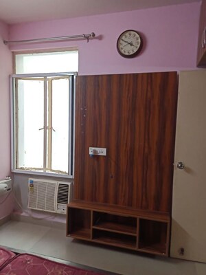 Furnished Amenities in 2 BHK Builder Floor at Zara Aavaas, Sector 104 – for Sale