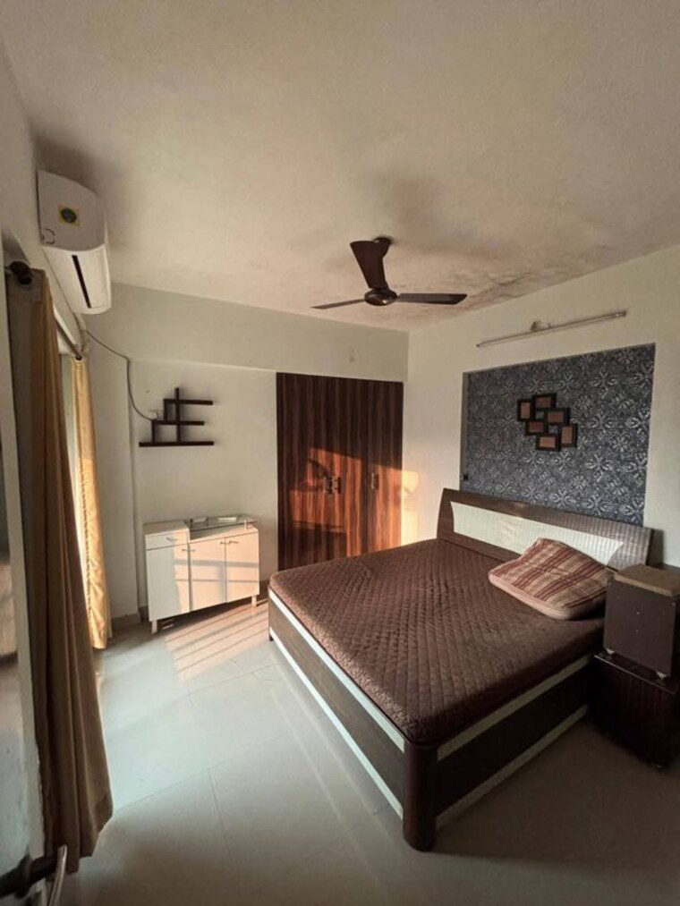 Bedroom, ravi-estate 2 Bedroom 1100 Sq.Ft. Apartment In Pokhran Road No One Thane 9981777
