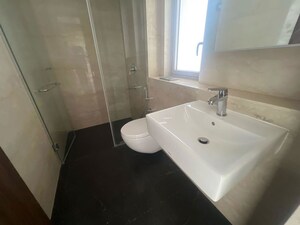 Team Area in 4 BHK Apartment at Lodha Parkside, Worli – for Sale