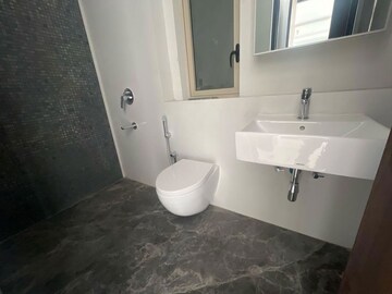 Bathroom in 4 BHK Apartment at Lodha Parkside, Worli – for Sale