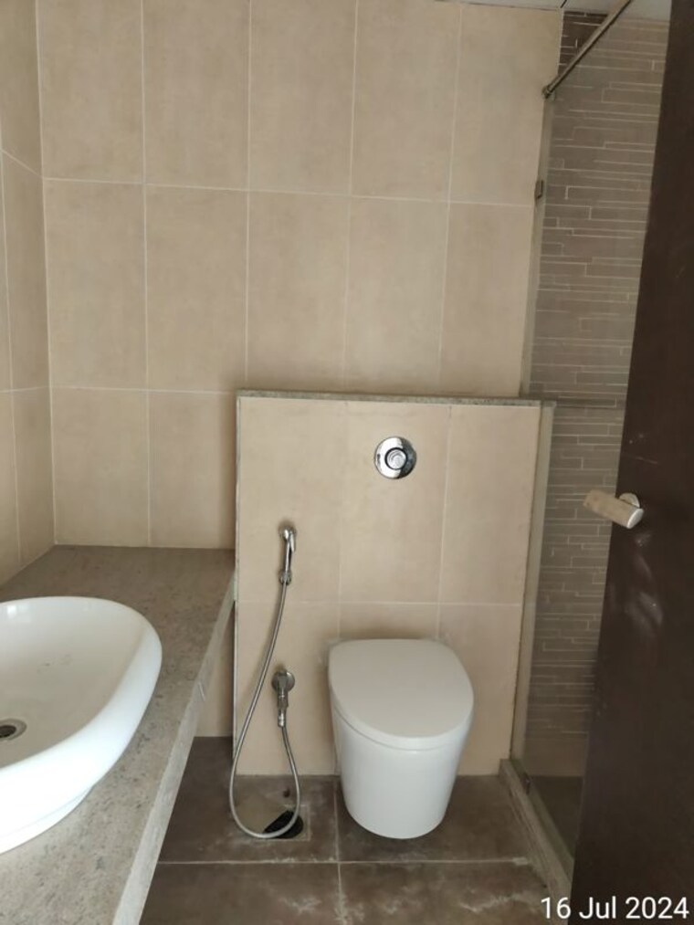 Bathroom, gera-isle-royale 4 Bedroom 2355 Sq.Ft. Apartment In Bavdhan Pune 9981462