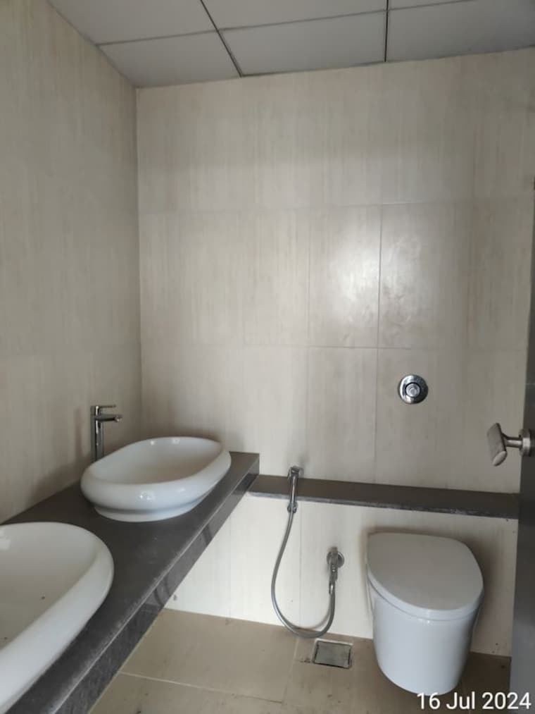 Bathroom, gera-isle-royale 4 Bedroom 2355 Sq.Ft. Apartment In Bavdhan Pune 9981462