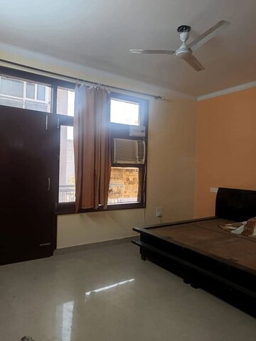 Room in 2 BHK Apartment at Maya Garden City, Lohgarh – for Rent