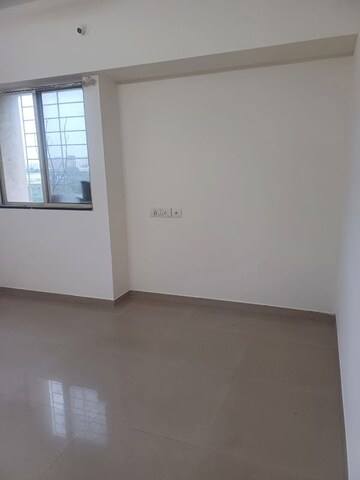 Room in 2 BHK Apartment at Sector 16a Vashi – for Rent