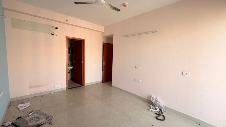 Room, tata-eureka-park 2 Bedroom 1100 Sq.Ft. Apartment In Sector 150 Noida 9982152