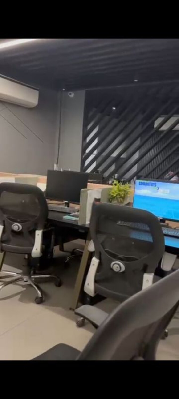 Team Area, kirti nagar Commercial Office Space 1800 Sq.Ft. In Kirti Nagar Delhi 9982338