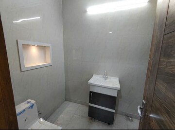 Bathroom in 2 BHK Builder Floor at Pratap Nagar – for Sale