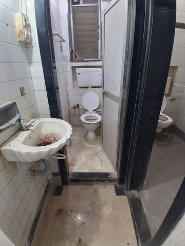 Bathroom in 2 BHK Apartment at Sindhu Wadi Apartment, Ghatkopar East – for Rent