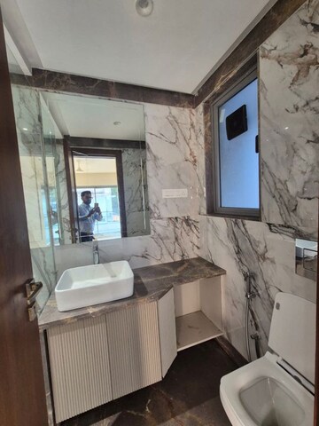 Master Bedroom in 3 BHK Apartment at Santacruz West – for Sale