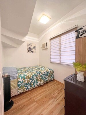 Bedroom in 2 BHK Builder Floor at Greater Kailash ii – for Rent