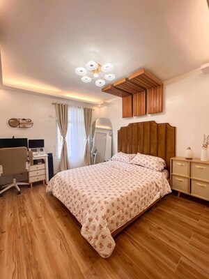 Bedroom in 2 BHK Builder Floor at Greater Kailash ii – for Rent