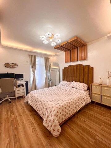 Bedroom in 2 BHK Builder Floor at Greater Kailash ii – for Rent